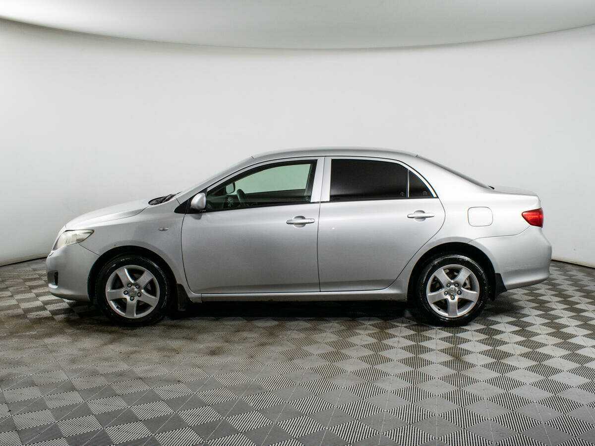 Toyota Corolla с пробегом — 2008 год. Фото: #7