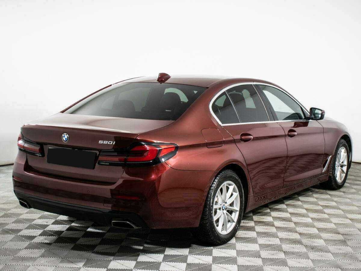 BMW 5 серии с пробегом — 2022 год. Фото: #3