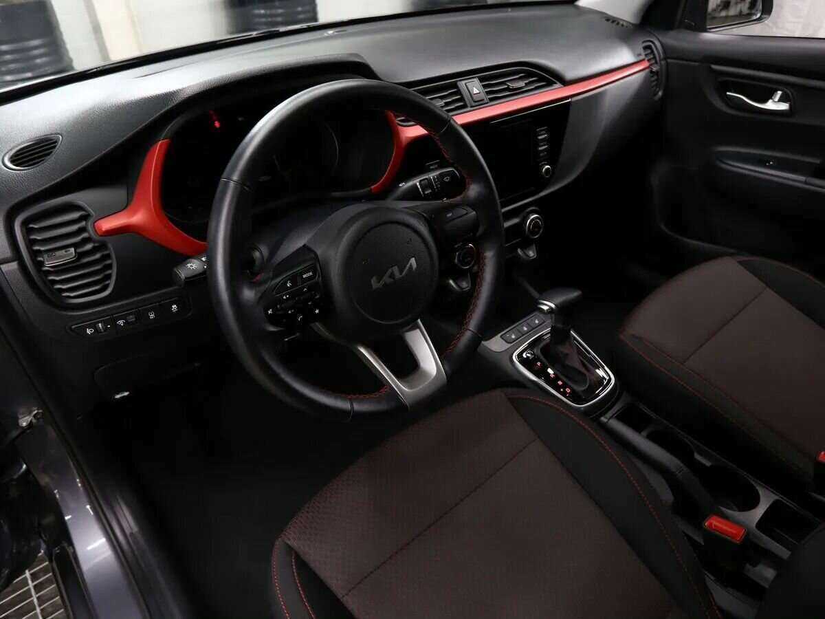 Kia Rio с пробегом — 2021 год. Фото: #6