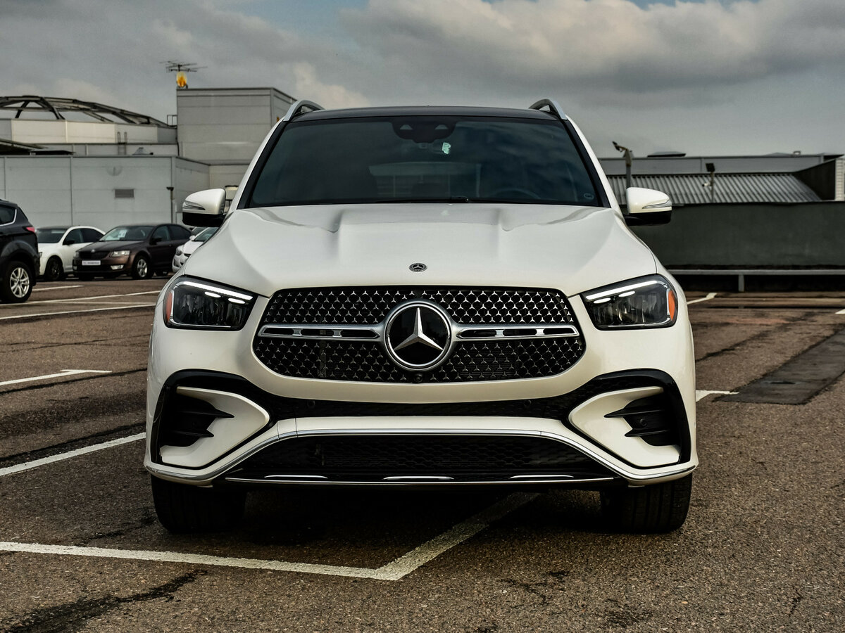 Mercedes-Benz GLE с пробегом — 2024 год. Фото: #1