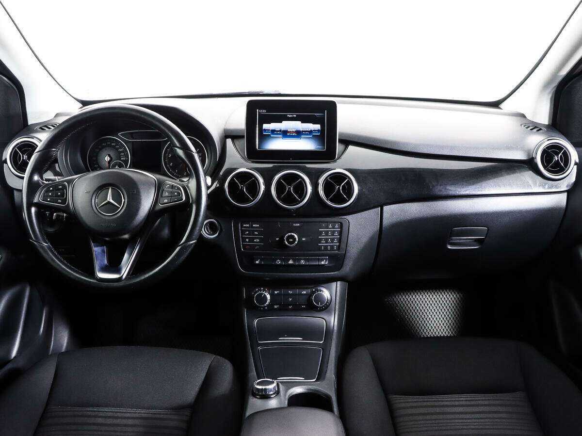 Mercedes-Benz B-Класс с пробегом — 2015 год. Фото: #9