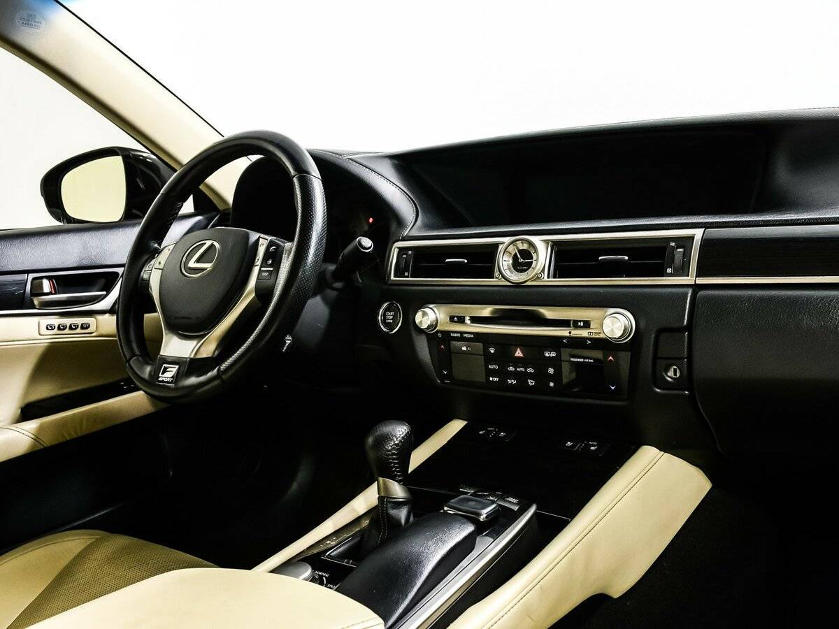 Lexus GS с пробегом — 2014 год. Фото: #8