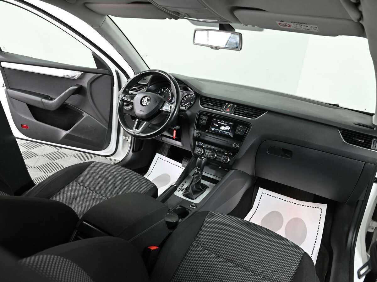Skoda Octavia с пробегом — 2016 год. Фото: #4