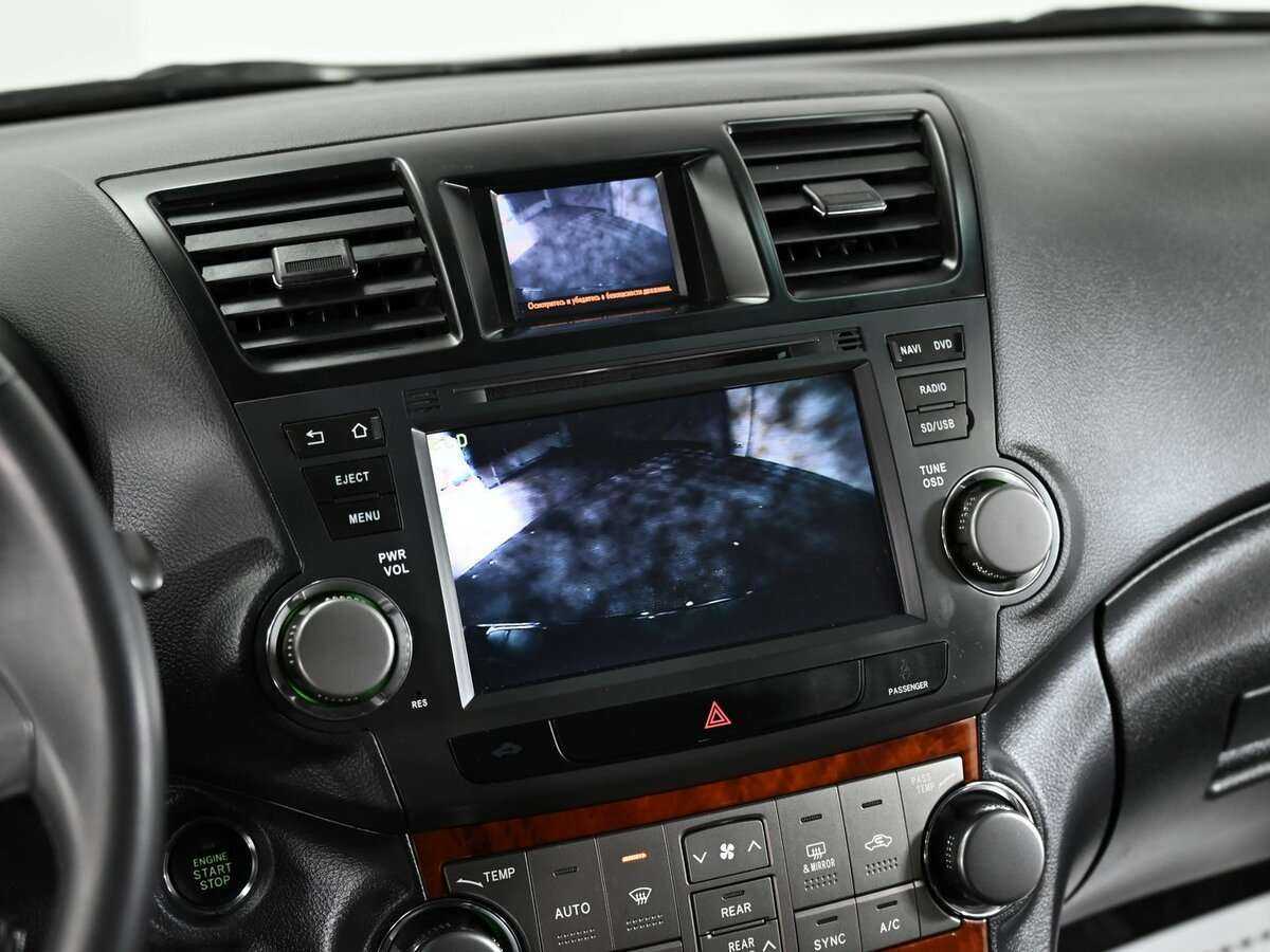 Toyota Highlander с пробегом — 2011 год. Фото: #8