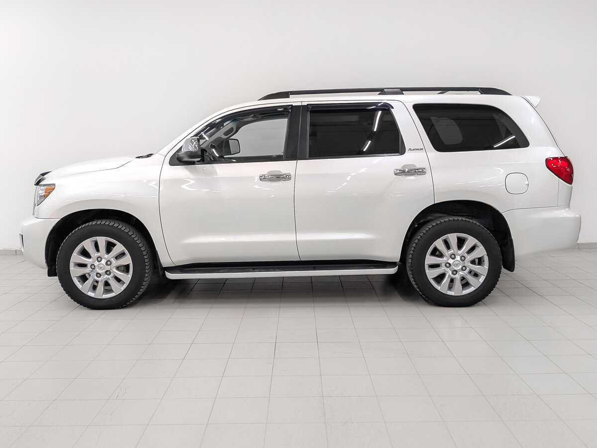Toyota Sequoia с пробегом — 2013 год. Фото: #7