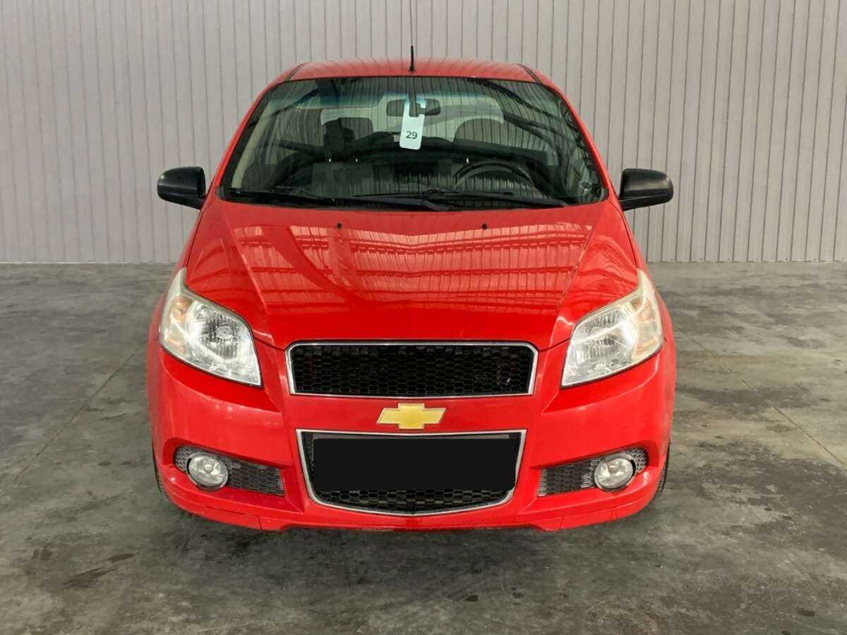 Chevrolet Aveo с пробегом — 2010 год. Фото: #1