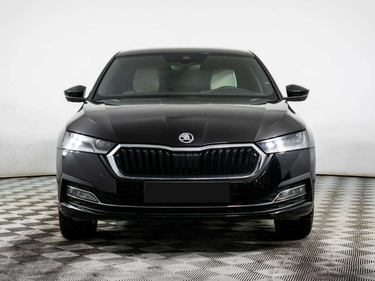 Skoda Octavia с пробегом — 2021 год. Фото: #1