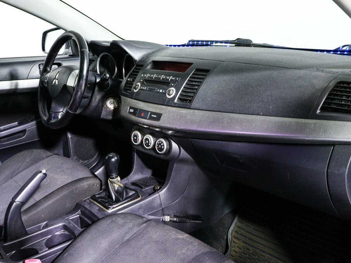 Mitsubishi Lancer с пробегом — 2008 год. Фото: #6