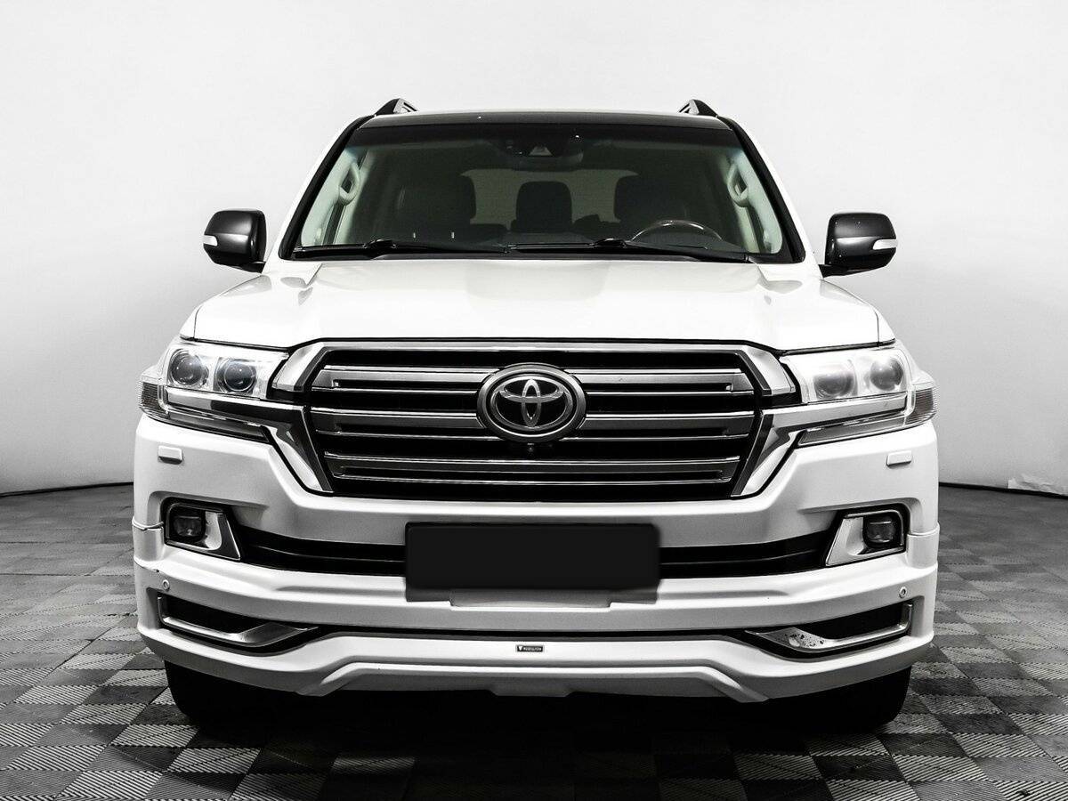 Toyota Land Cruiser с пробегом — 2015 год. Фото: #1