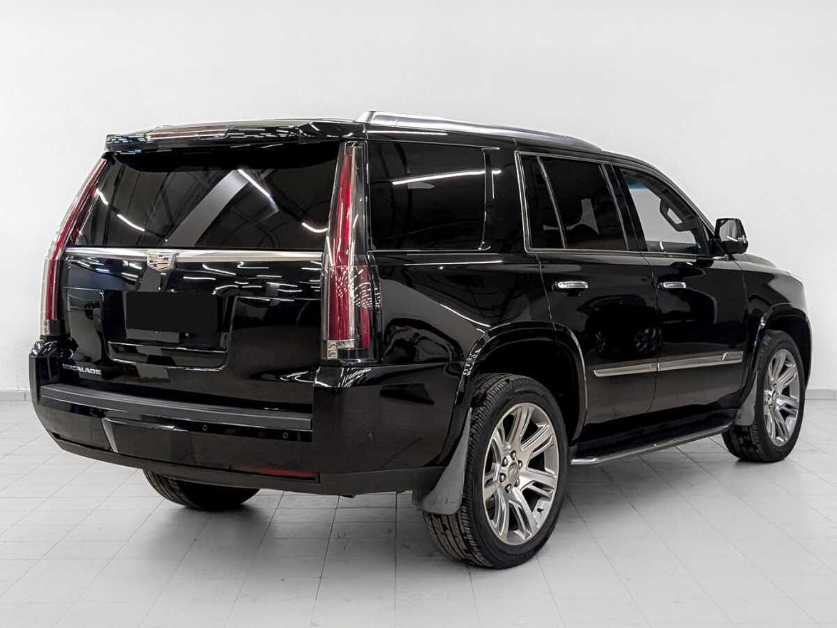 Cadillac Escalade с пробегом — 2017 год. Фото: #4