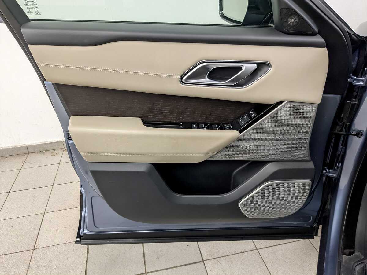 Land Rover Range Rover Velar с пробегом — 2020 год. Фото: #18