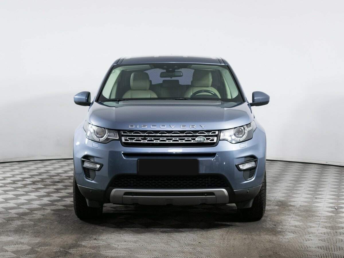 Land Rover Discovery Sport с пробегом — 2017 год. Фото: #1