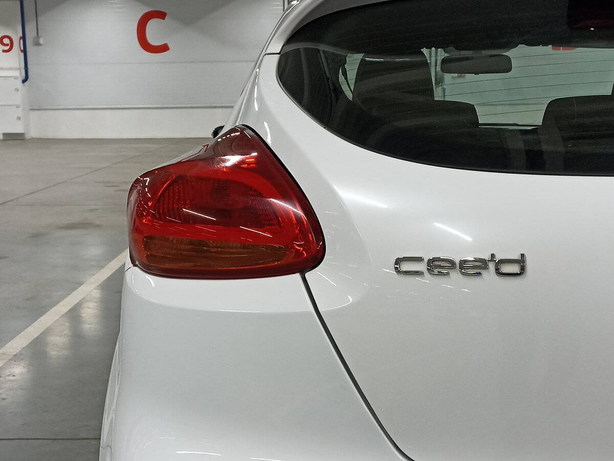 Kia Ceed GT с пробегом — 2014 год. Фото: #8