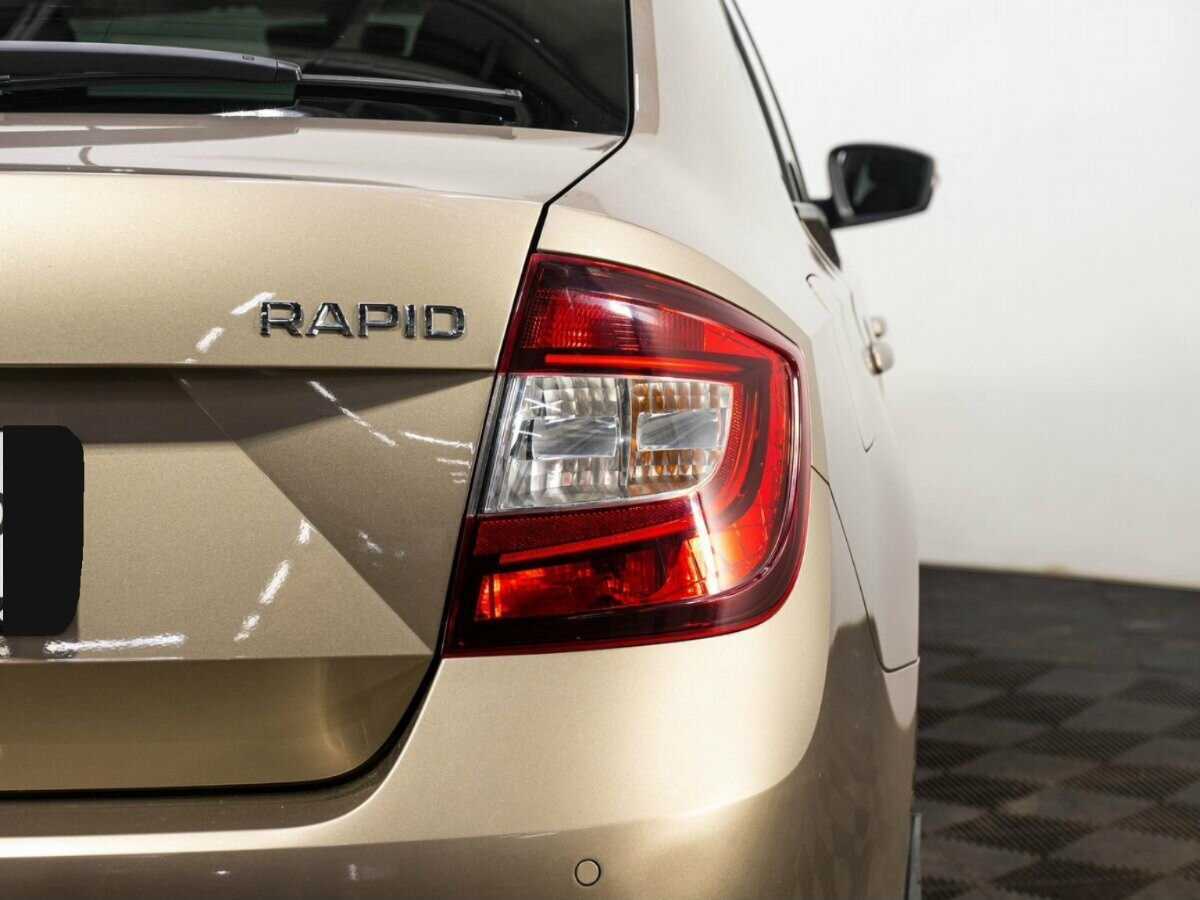 Skoda Rapid с пробегом — 2019 год. Фото: #6
