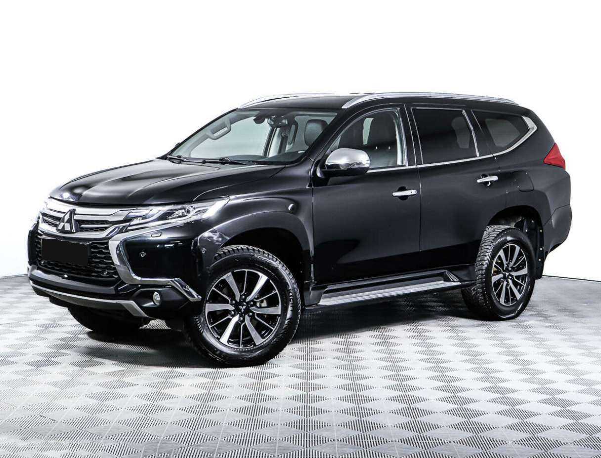 Mitsubishi Pajero Sport с пробегом — 2019 год. Фото: #0