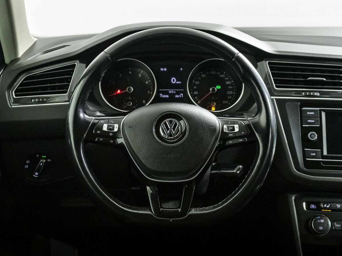 Volkswagen Tiguan с пробегом — 2018 год. Фото: #6