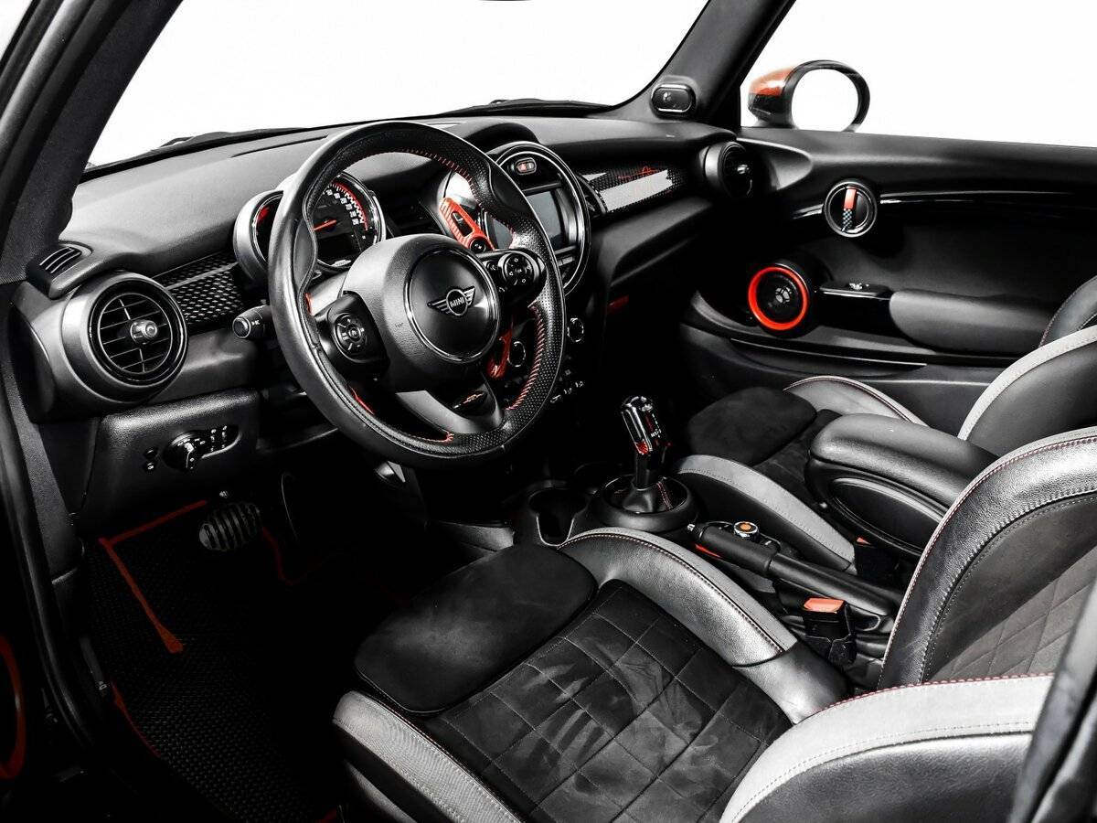 Mini Hatch с пробегом — 2019 год. Фото: #12