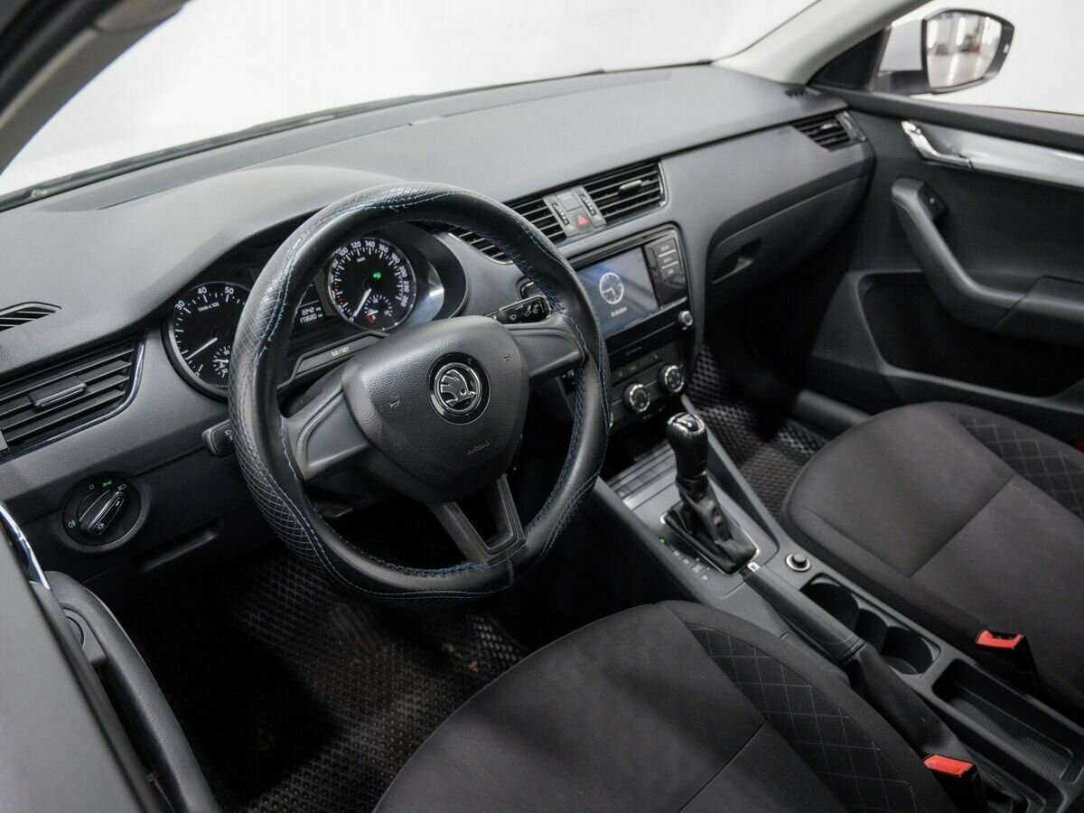Skoda Octavia с пробегом — 2017 год. Фото: #12