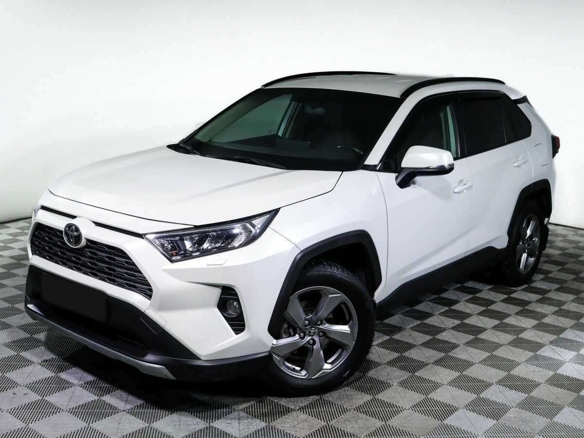 Toyota RAV4 с пробегом — 2020 год. Фото: #15