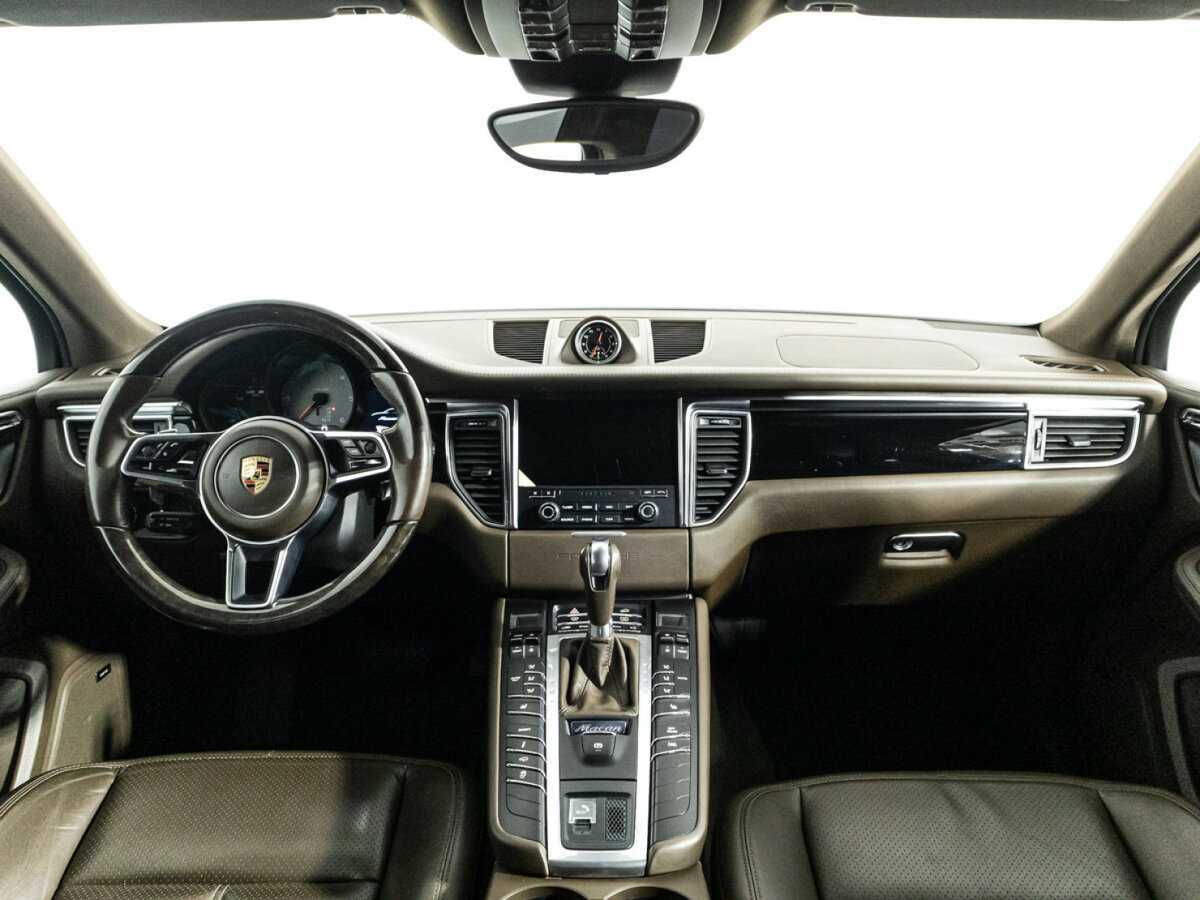 Porsche Macan с пробегом — 2017 год. Фото: #12