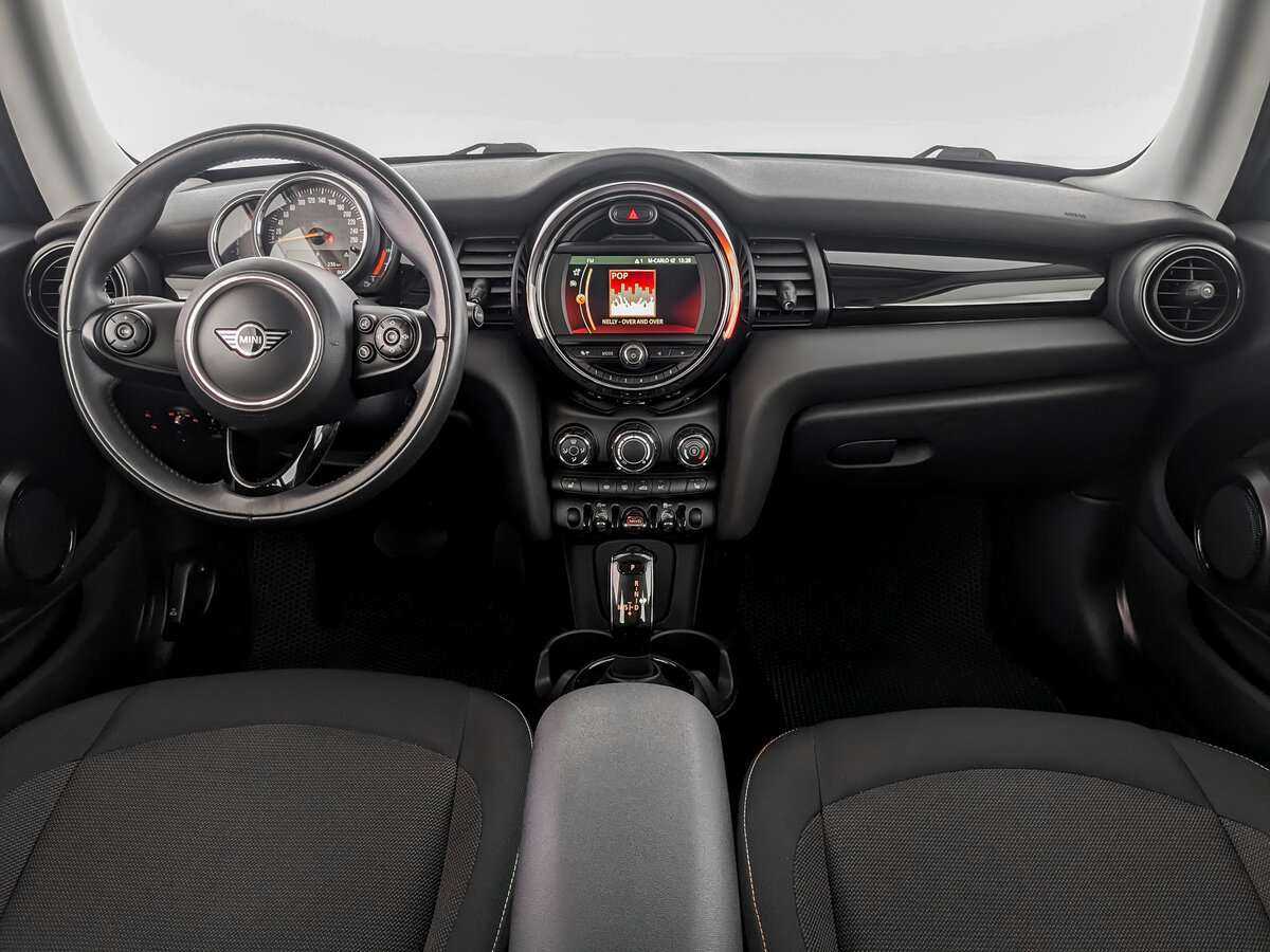 Mini Hatch с пробегом — 2019 год. Фото: #11