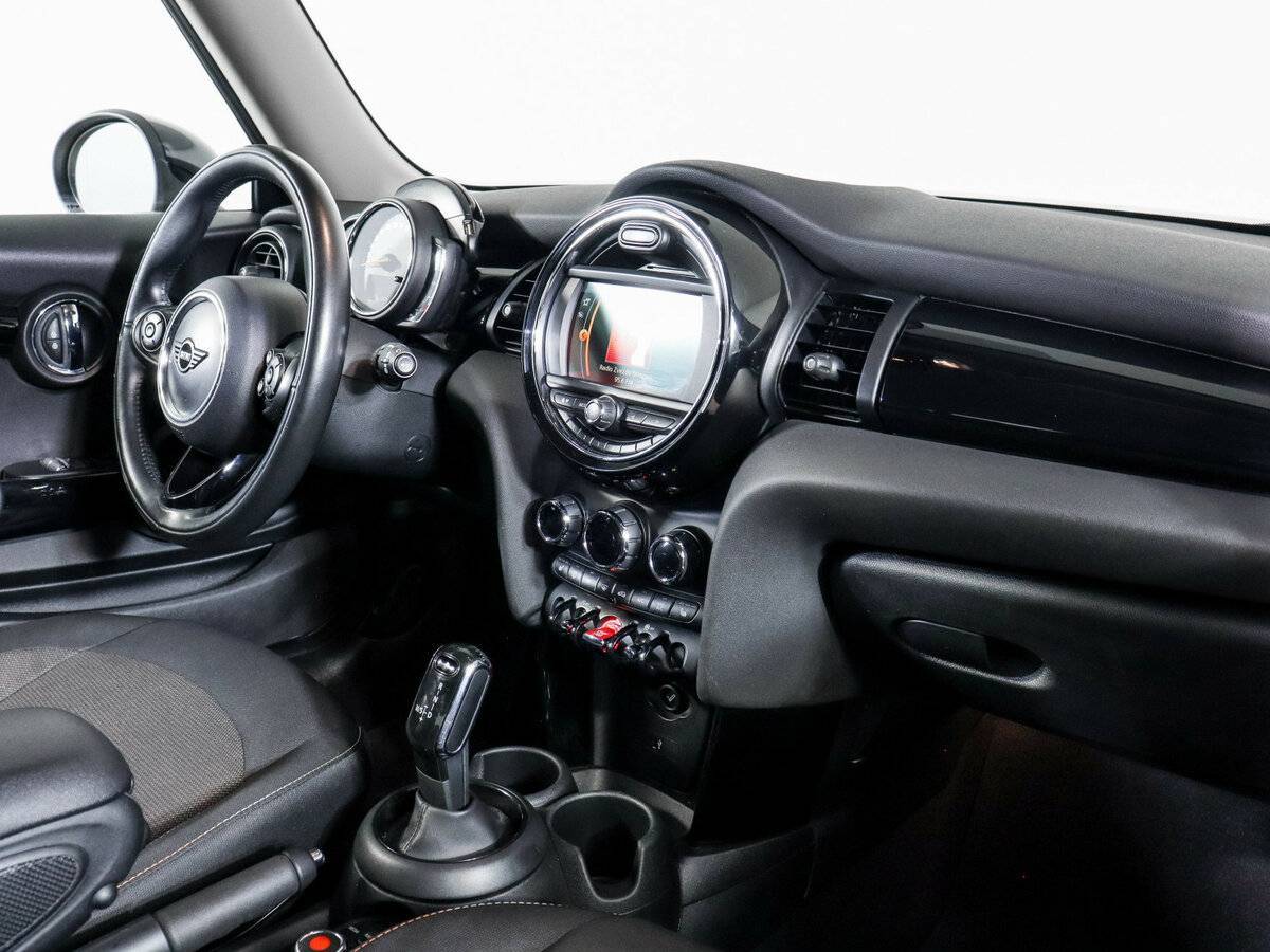 Mini Hatch с пробегом — 2019 год. Фото: #8