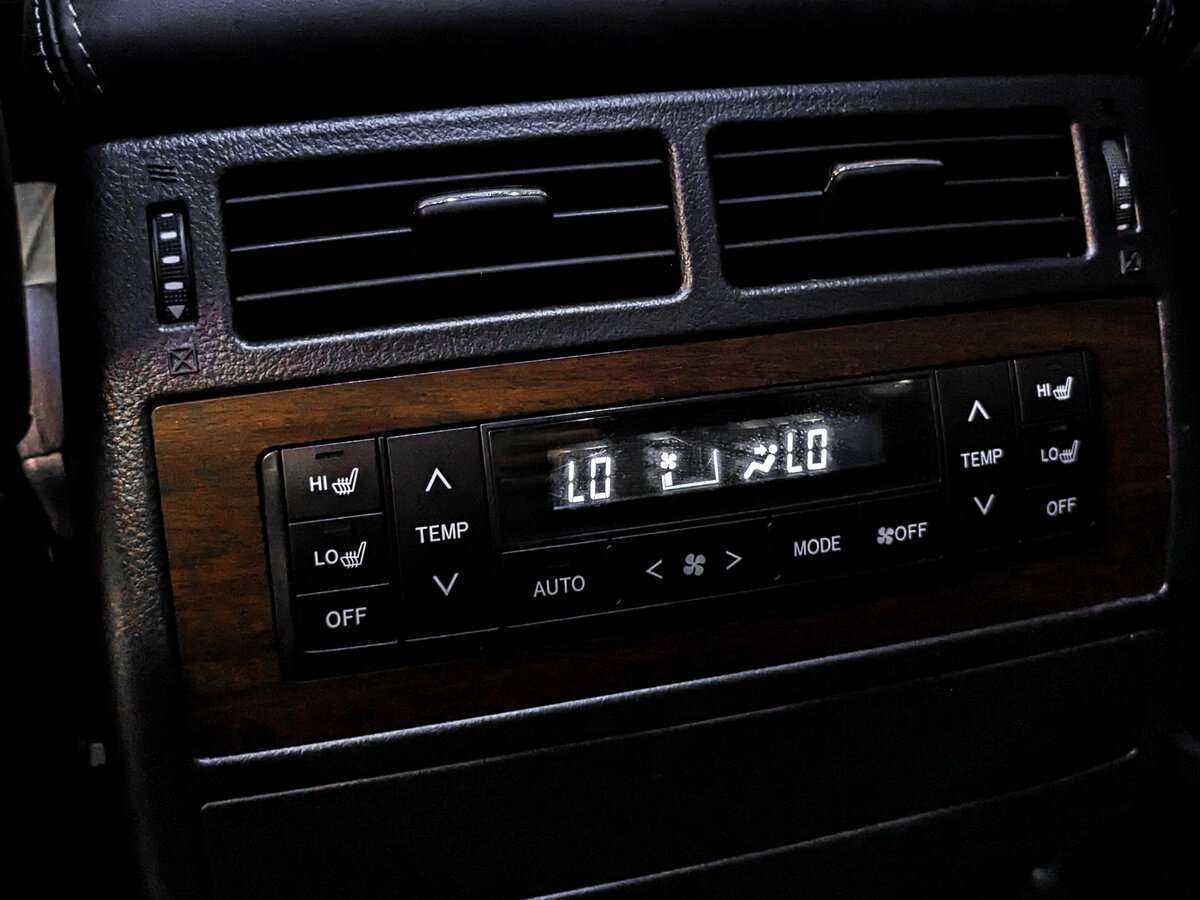 Toyota Land Cruiser с пробегом — 2017 год. Фото: #21
