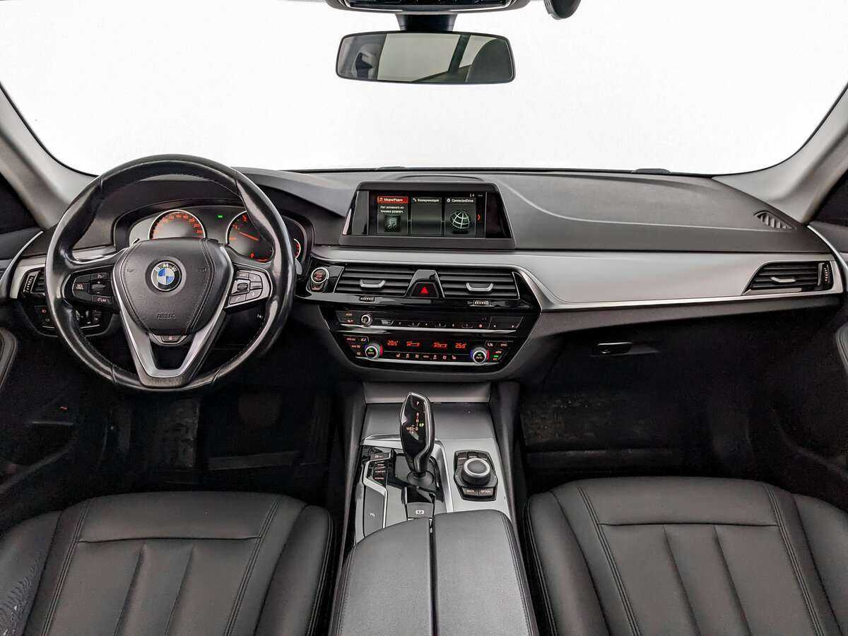 BMW 5 серии с пробегом — 2018 год. Фото: #11