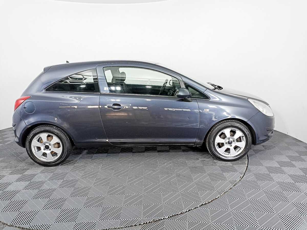 Opel Corsa с пробегом — 2008 год. Фото: #3