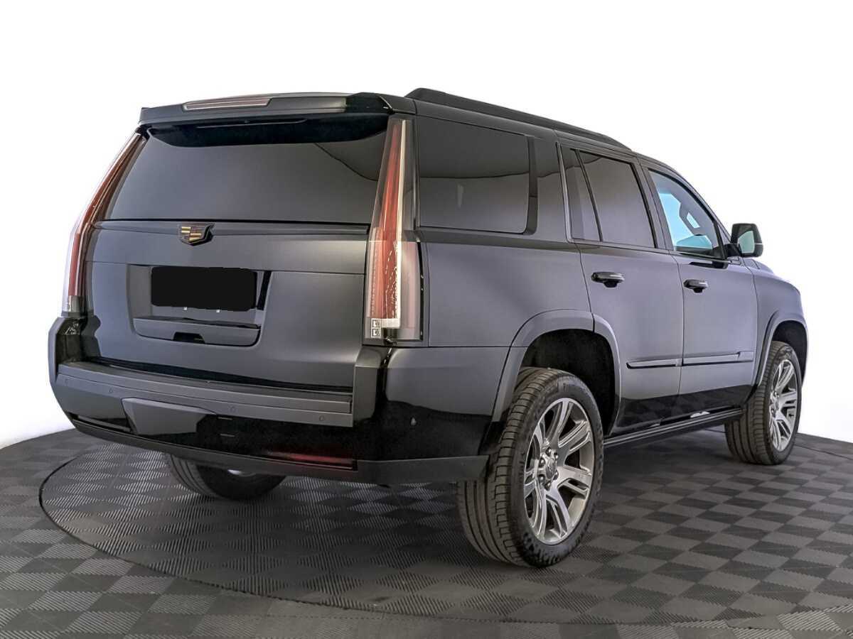 Cadillac Escalade с пробегом — 2018 год. Фото: #4