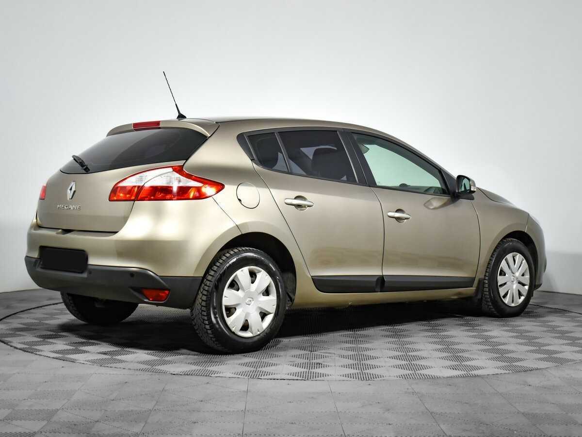 Renault Megane с пробегом — 2011 год. Фото: #4