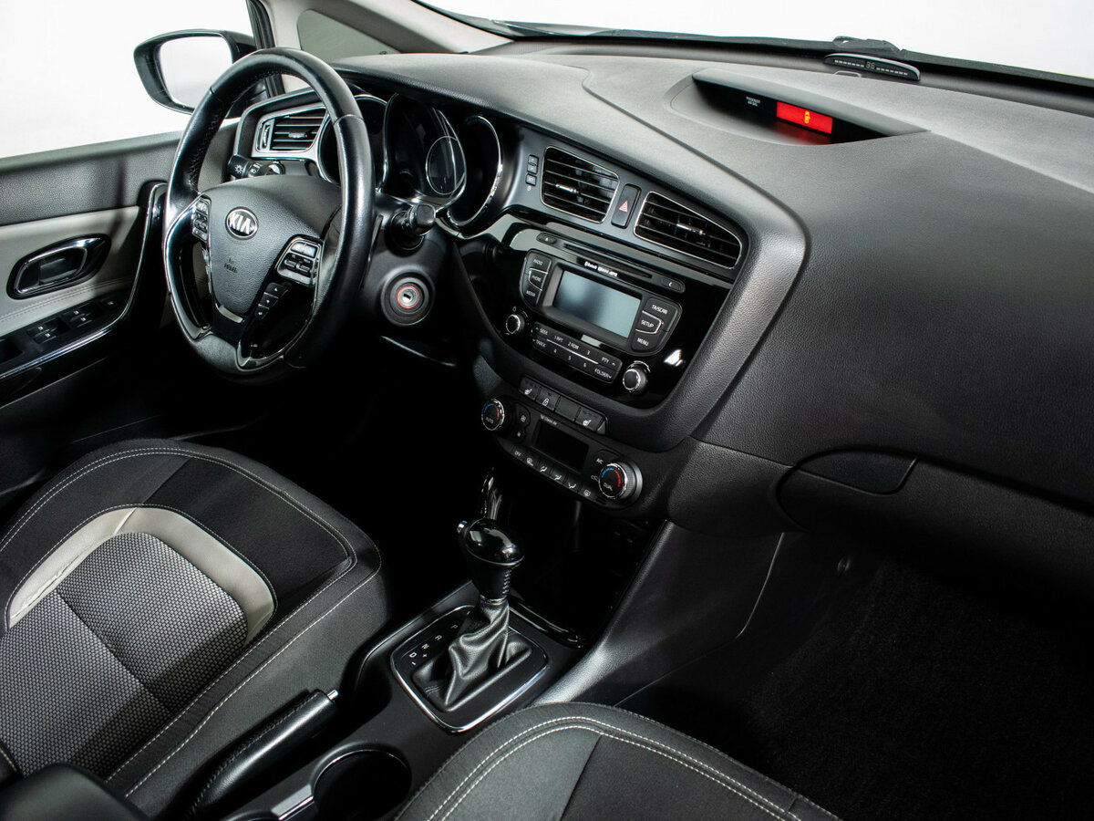 Kia Ceed с пробегом — 2014 год. Фото: #7