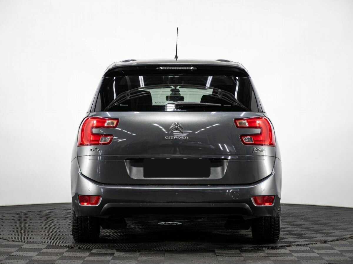 Citroen C4 Picasso с пробегом — 2016 год. Фото: #4