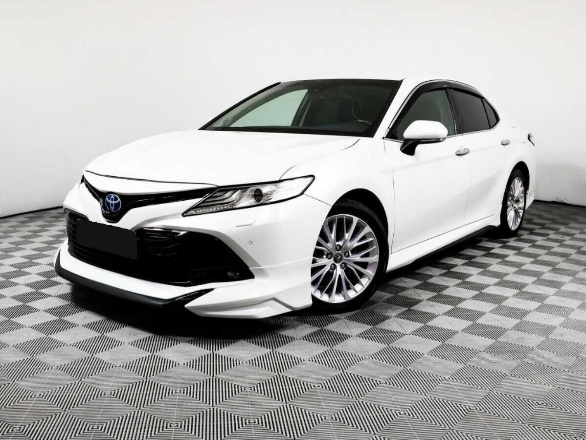 Toyota Camry с пробегом — 2019 год. Посмотреть фото