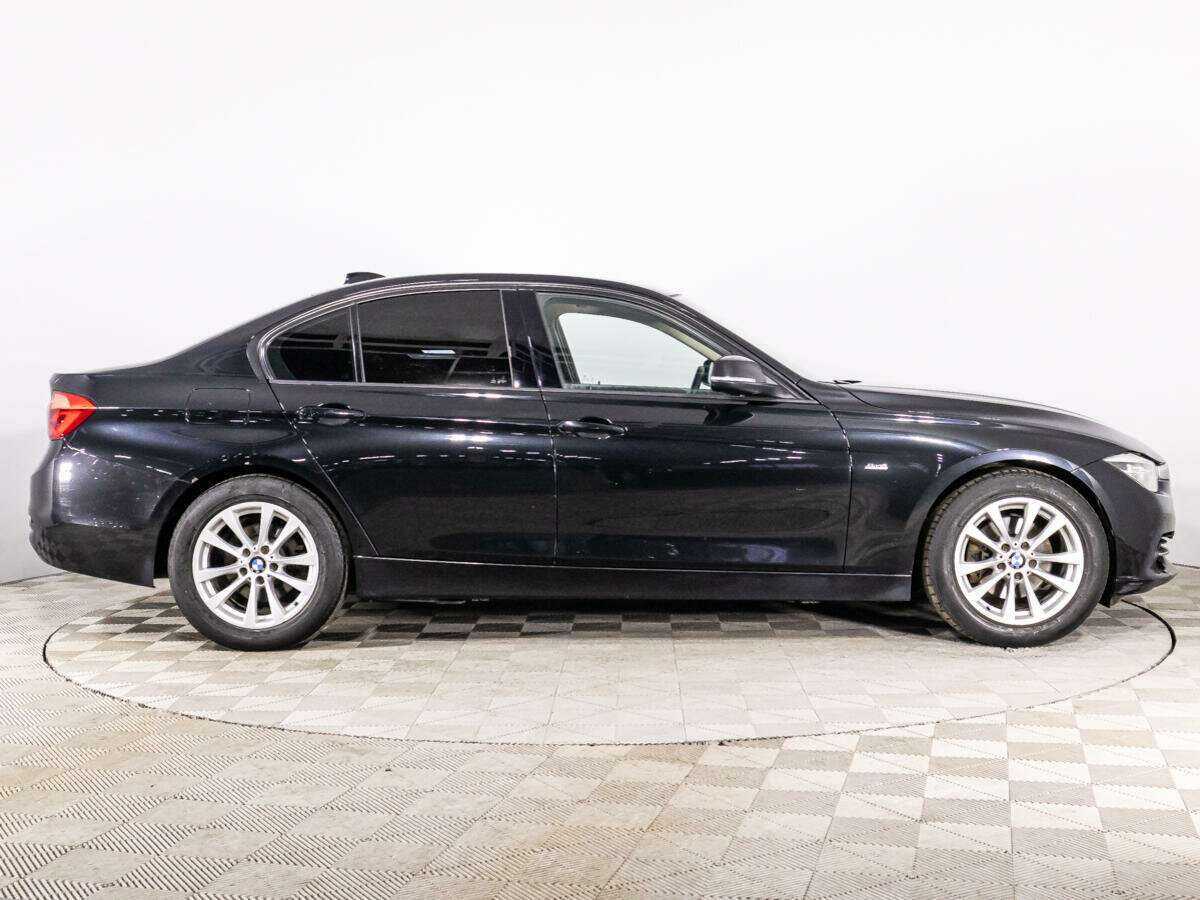 BMW 3 серии с пробегом — 2016 год. Фото: #3