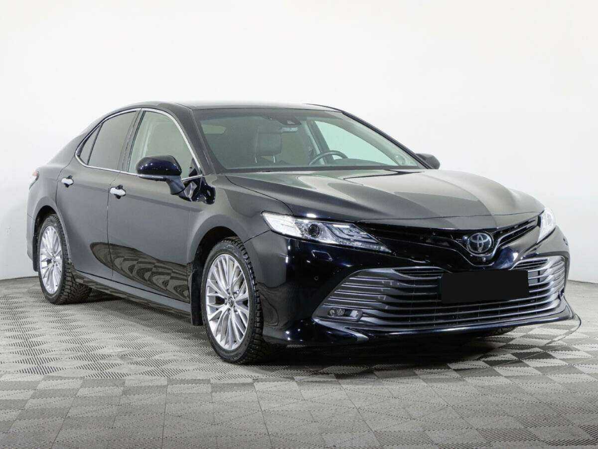 Toyota Camry с пробегом — 2019 год. Фото: #2