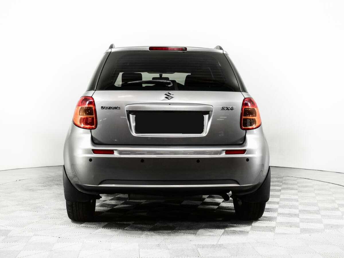 Suzuki SX4 с пробегом — 2008 год. Фото: #5