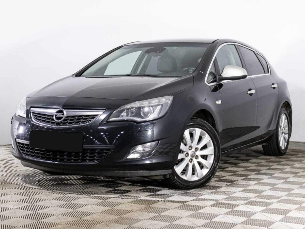 Opel Astra с пробегом — 2010 год. Фото: #0