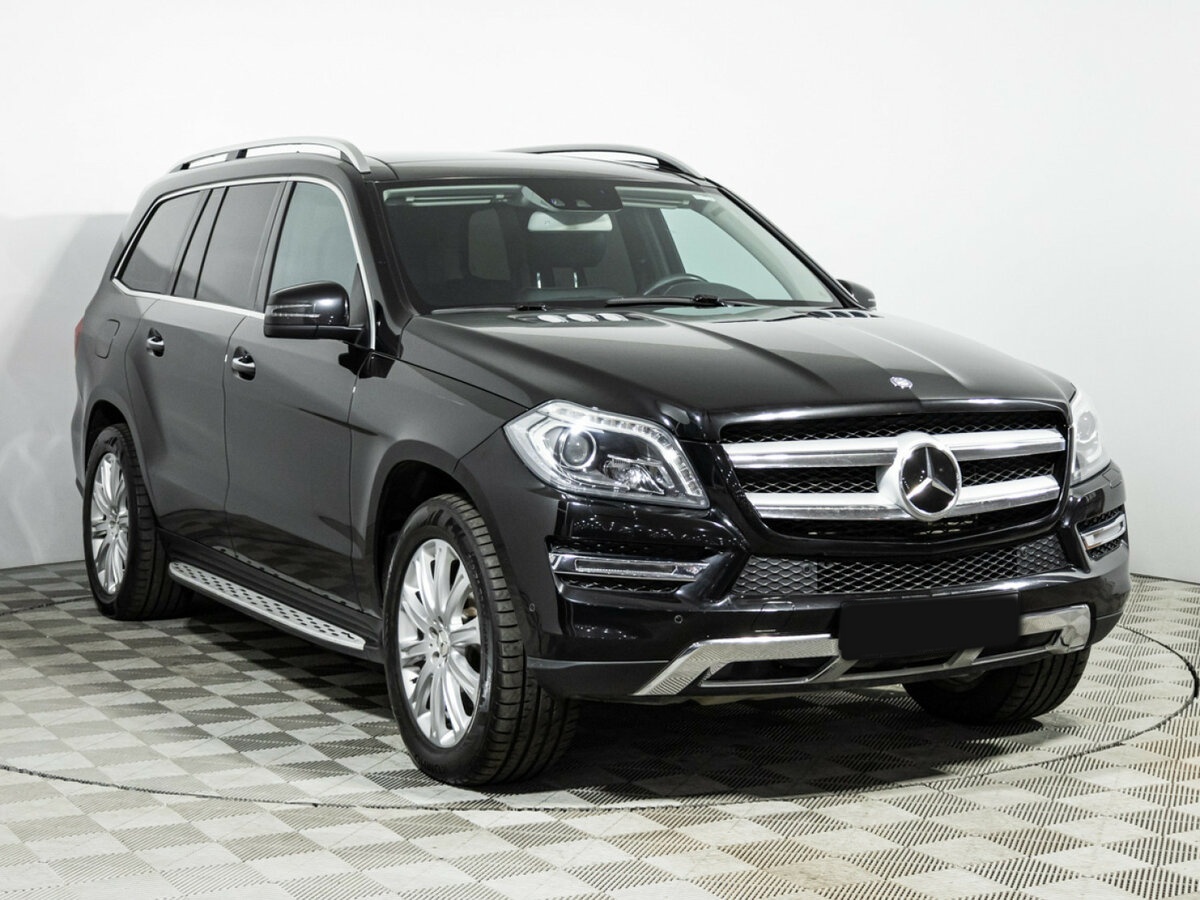 Mercedes-Benz GL-Класс с пробегом — 2013 год. Фото: #2