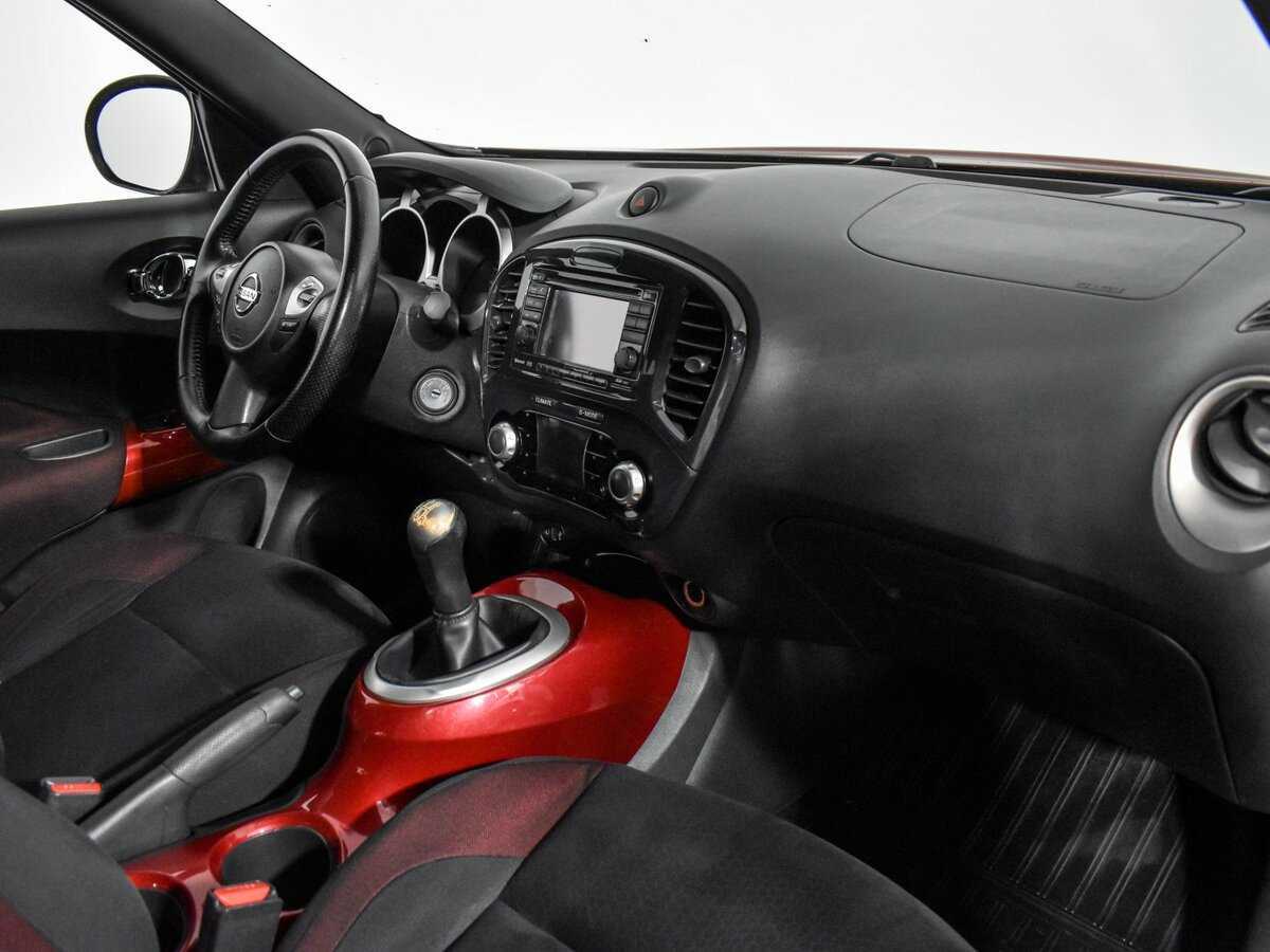 Nissan Juke с пробегом — 2011 год. Фото: #13