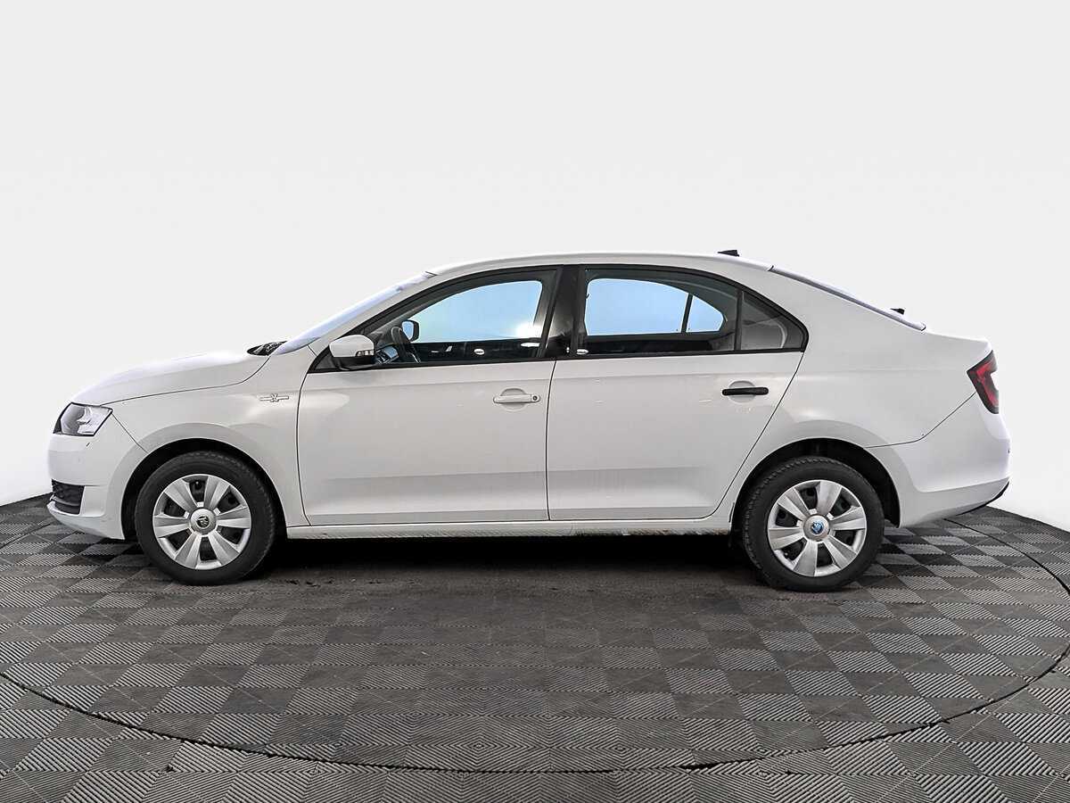 Skoda Rapid с пробегом — 2019 год. Фото: #7