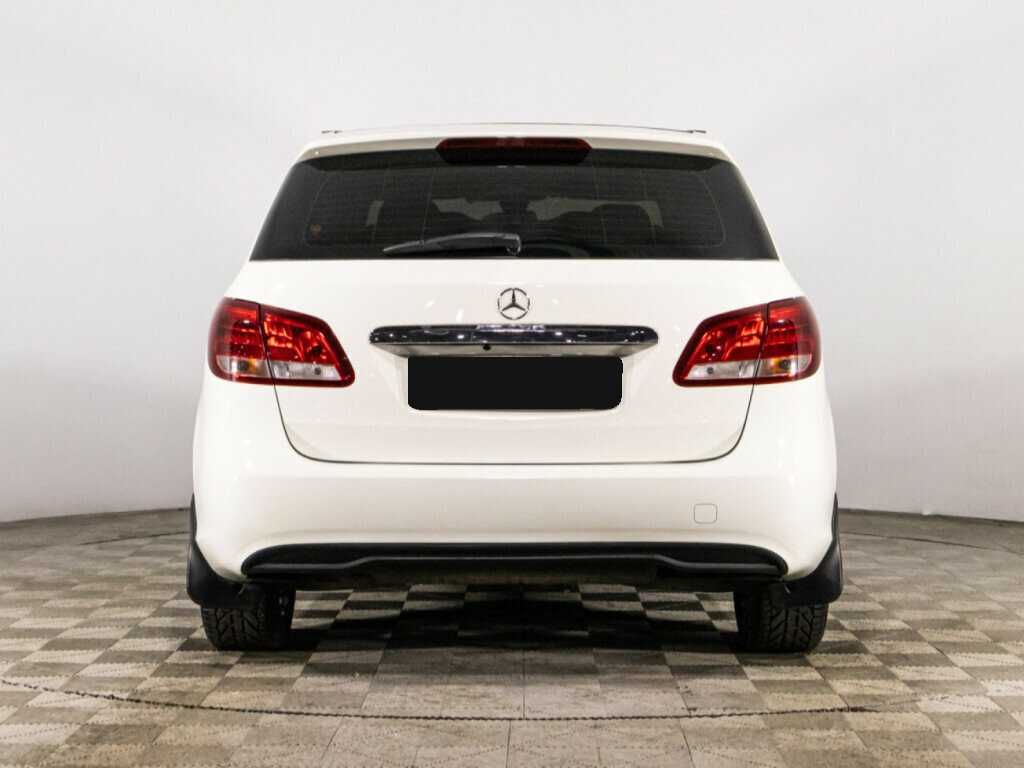 Mercedes-Benz B-Класс с пробегом — 2015 год. Фото: #5