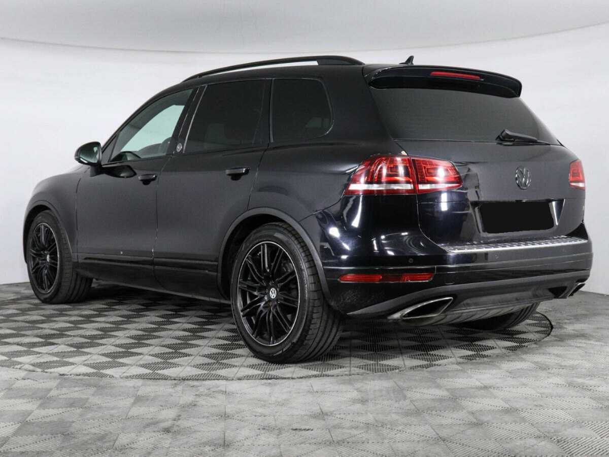 Volkswagen Touareg с пробегом — 2017 год. Фото: #3