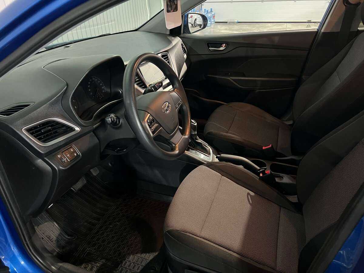 Hyundai Solaris с пробегом — 2018 год. Фото: #9