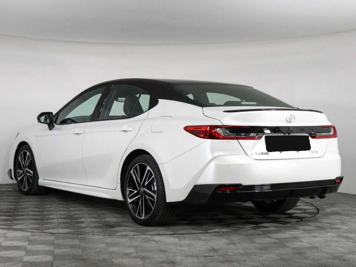 Toyota Camry с пробегом — 2024 год. Фото: #6