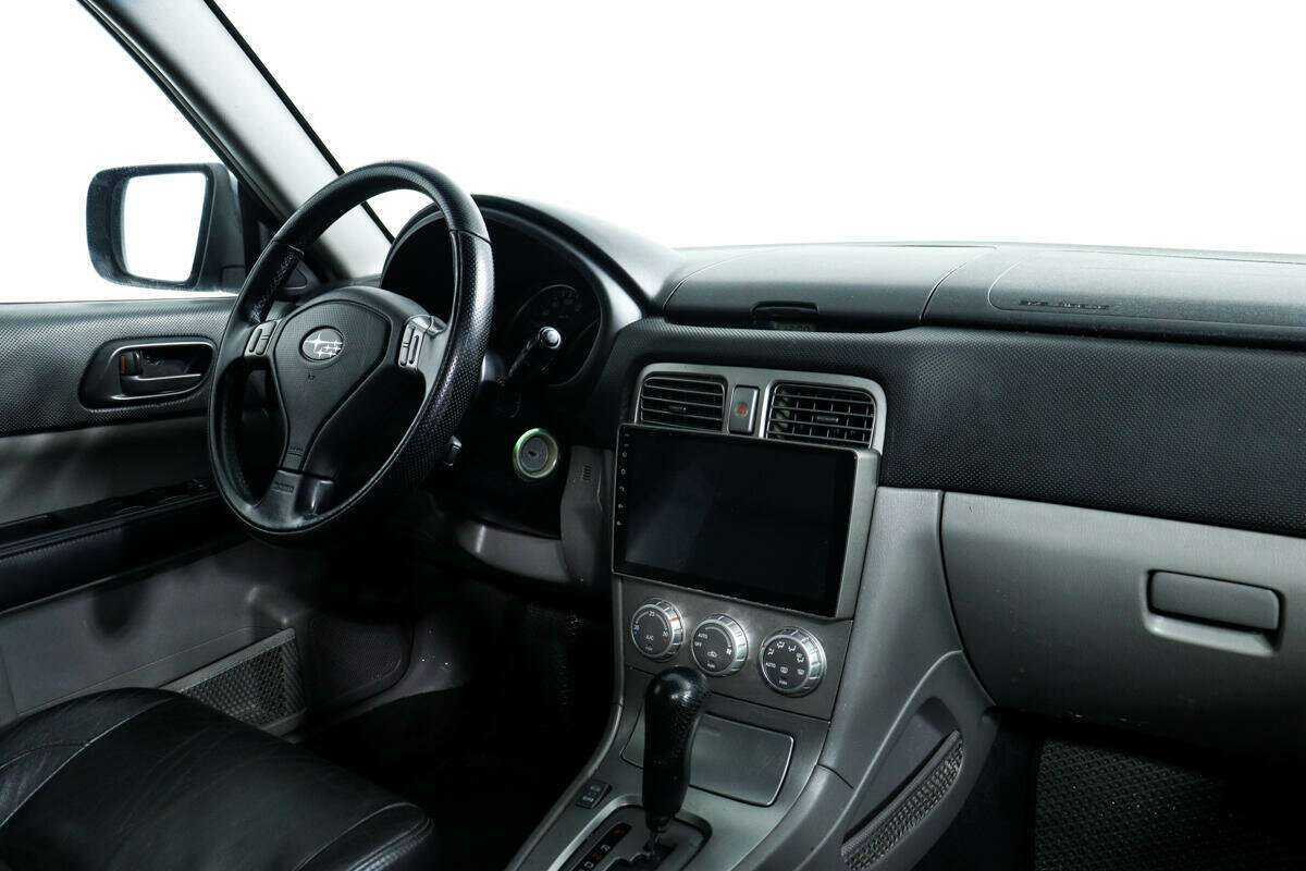 Subaru Forester с пробегом — 2006 год. Фото: #8