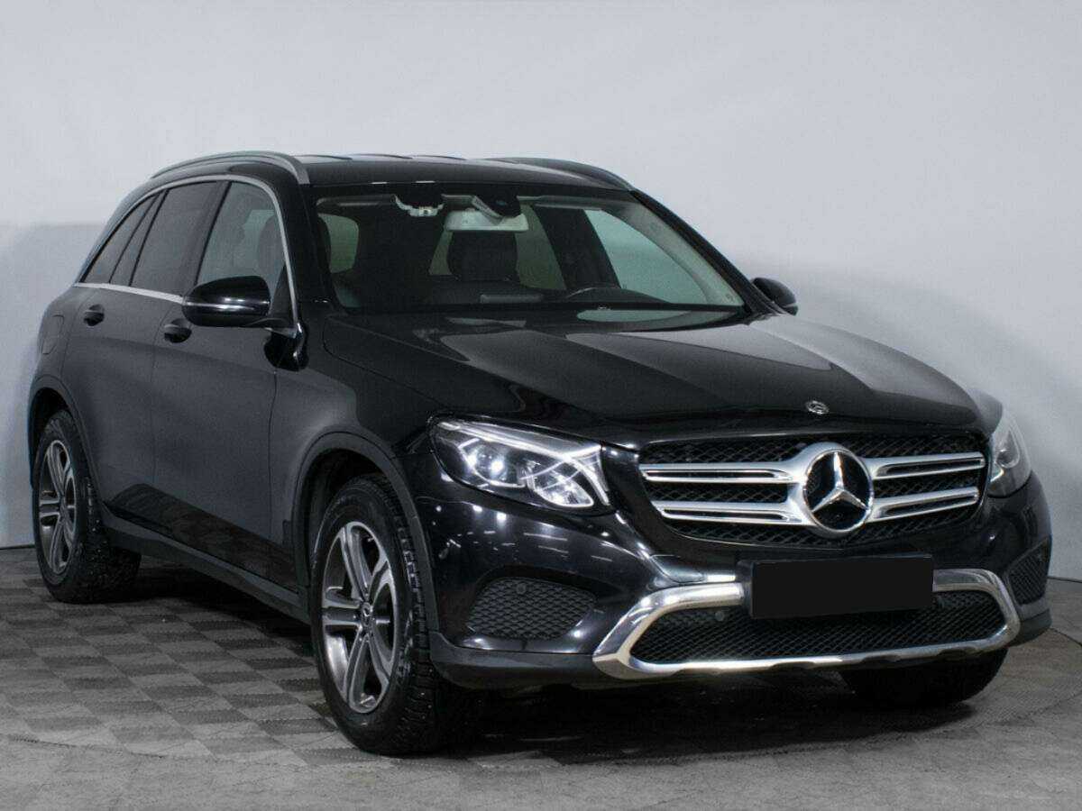 Mercedes-Benz GLC с пробегом — 2017 год. Фото: #2