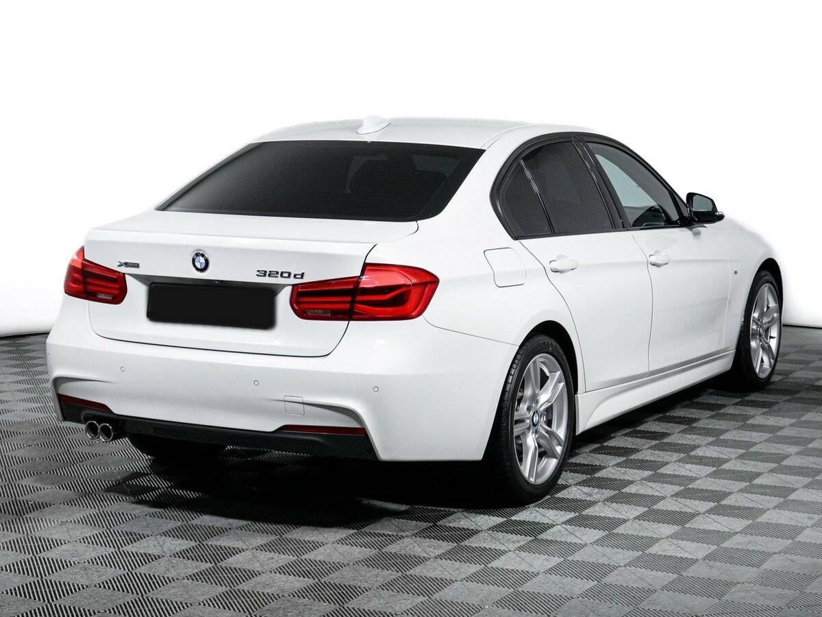 BMW 3 серии с пробегом — 2018 год. Фото: #4