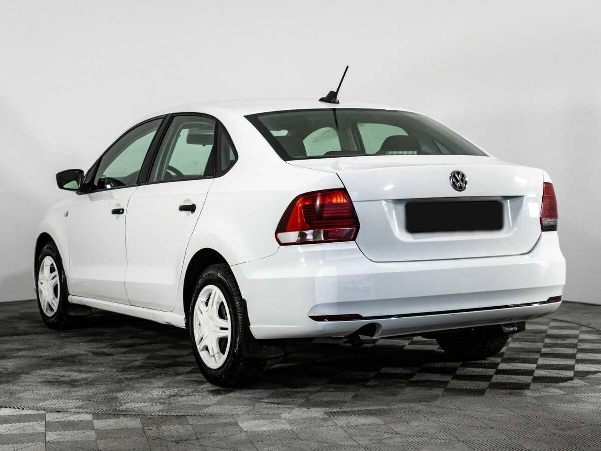Volkswagen Polo с пробегом — 2017 год. Фото: #5
