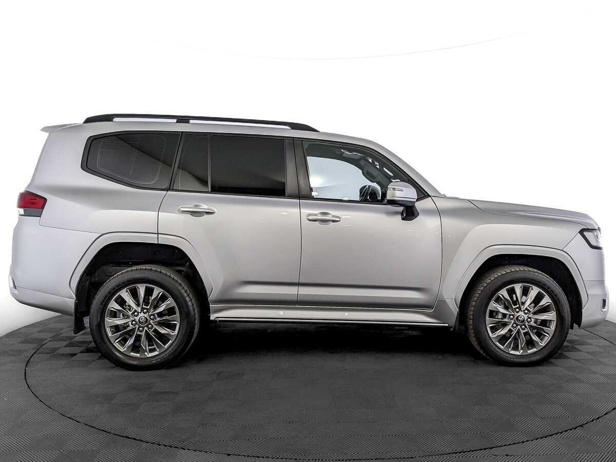 Toyota Land Cruiser с пробегом — 2022 год. Фото: #3